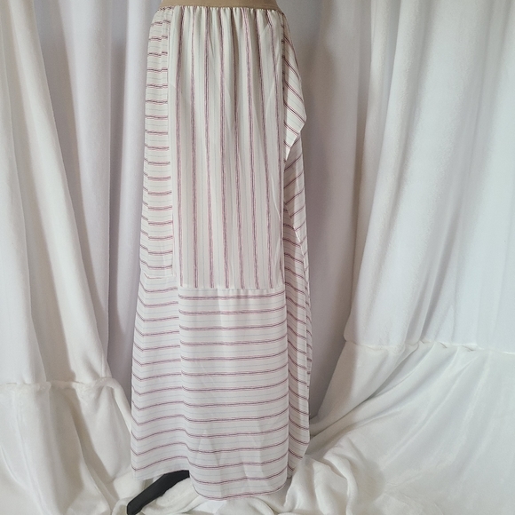 BCBGMaxazria Skirt - Picture 3 of 10